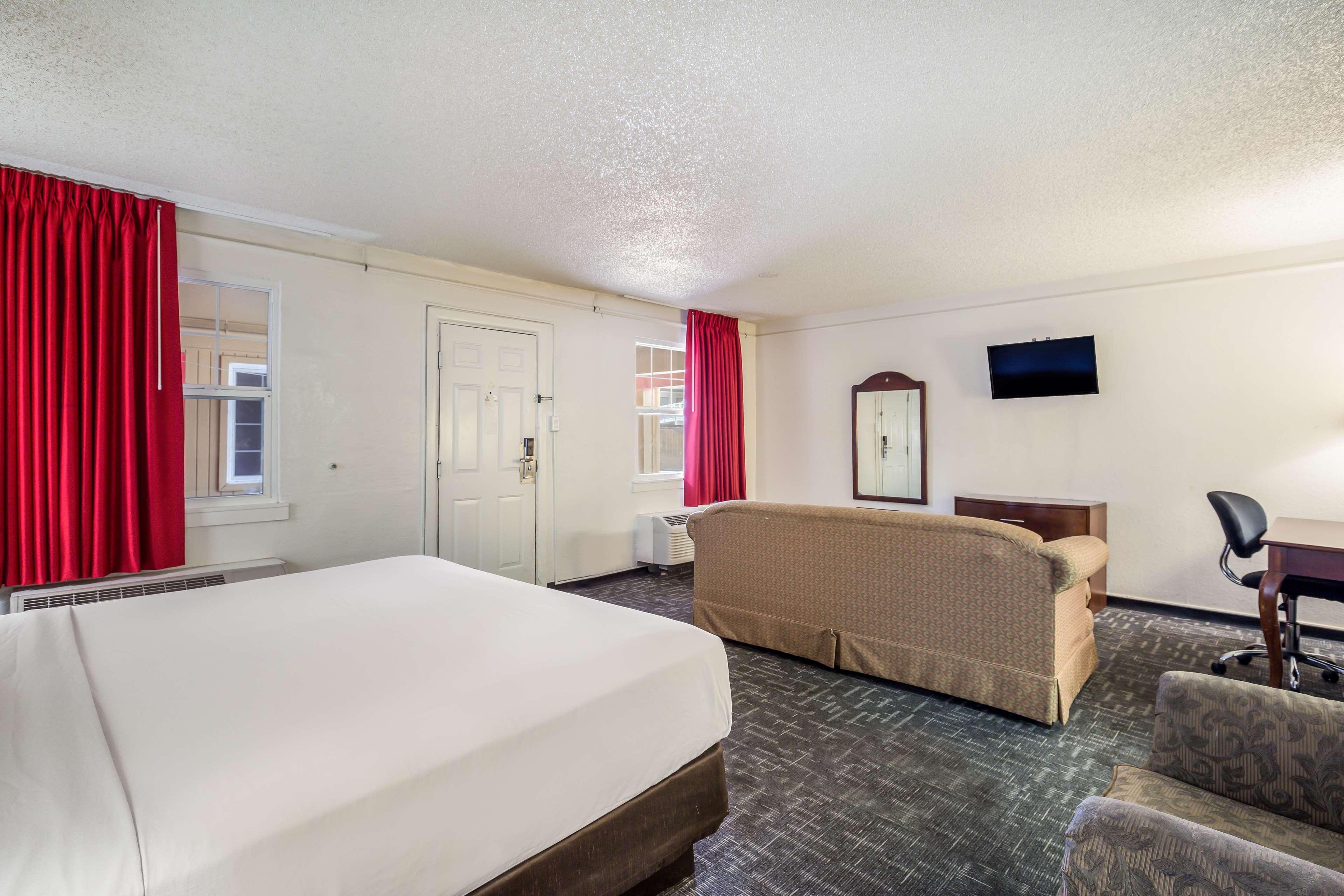 Americas Best Value Inn DEN Екстериор снимка