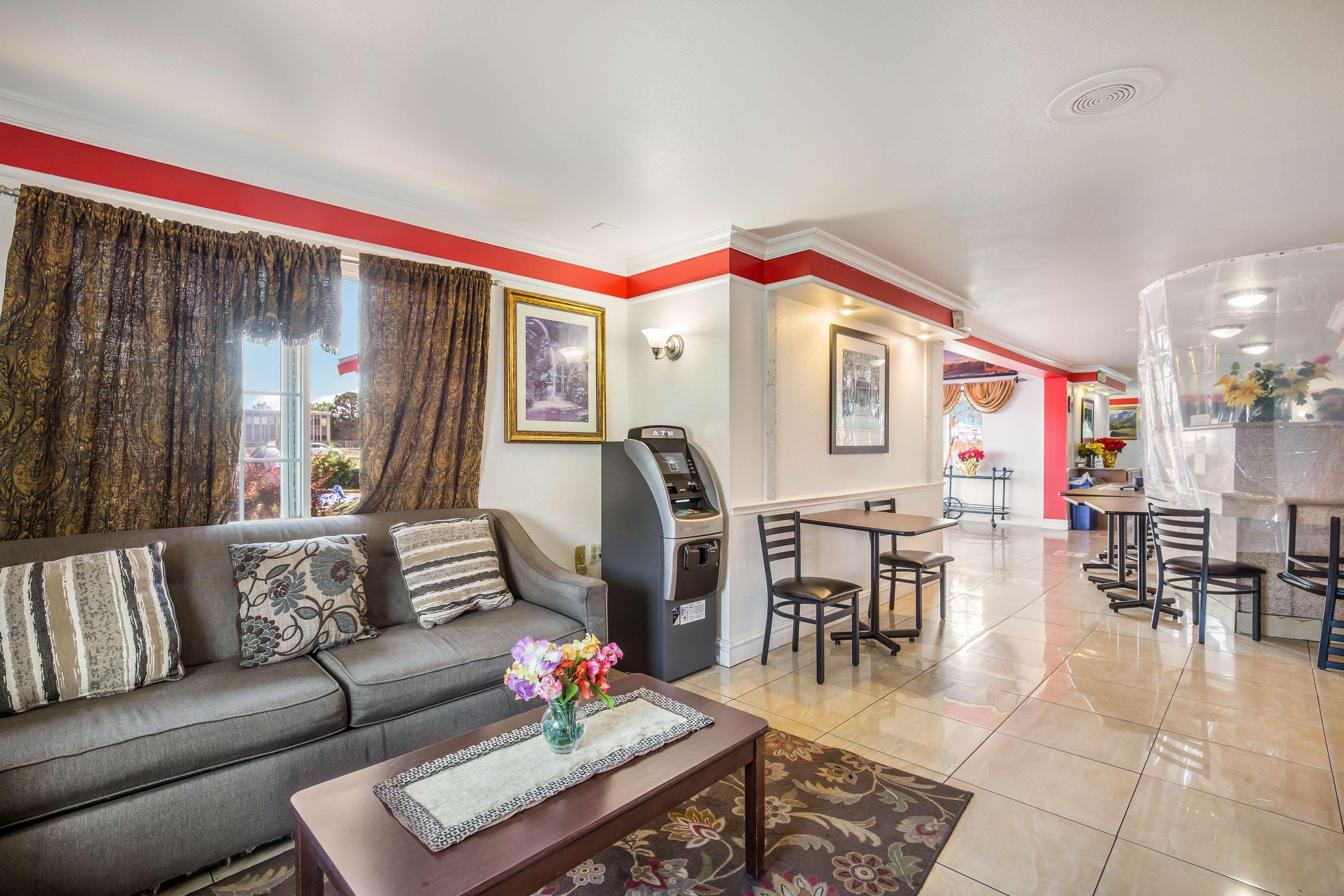 Americas Best Value Inn DEN Екстериор снимка