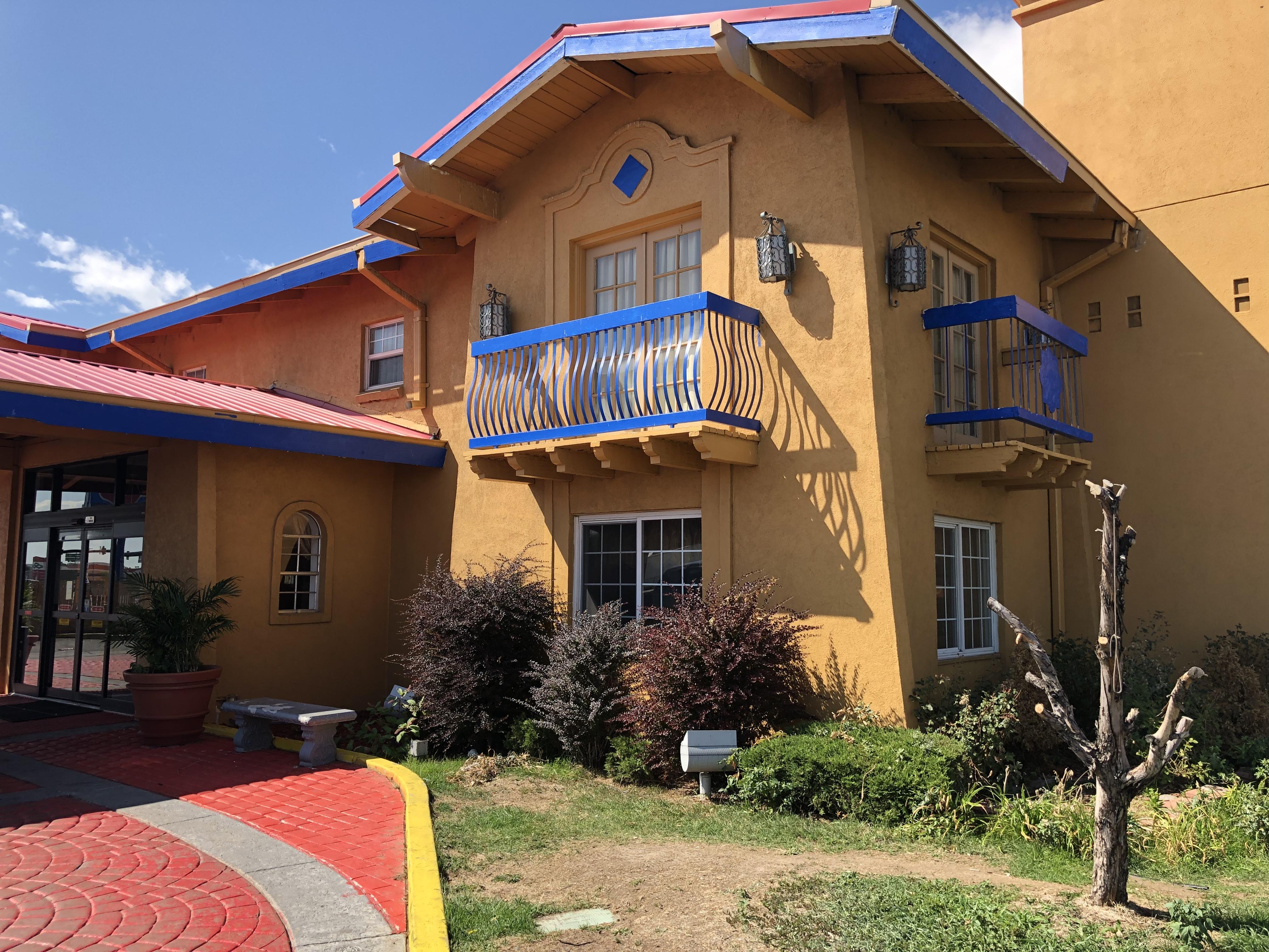Americas Best Value Inn DEN Екстериор снимка
